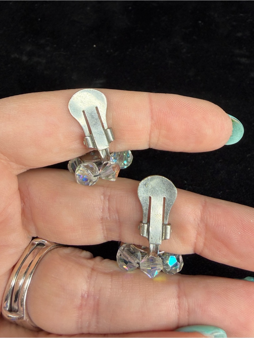 Vintage AB Crystal Cluster Earrings Clip On Silver Tone Jewelry - Picture 2 of 4